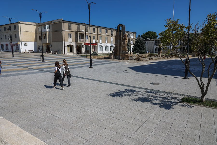 Pavaj Symmetrica, Amplio Granito, portocaliu, antracit, 40x40x6 cm